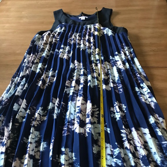 Floral dress - Picture 4 of 6